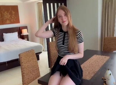 Khách nam ở homestay buông lời tán tỉnh lễ tân