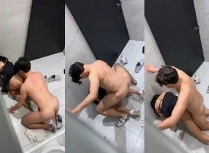 Cặp đôi trong nhà vệ sinh đang quan hệ thì bị quay lén trong WC